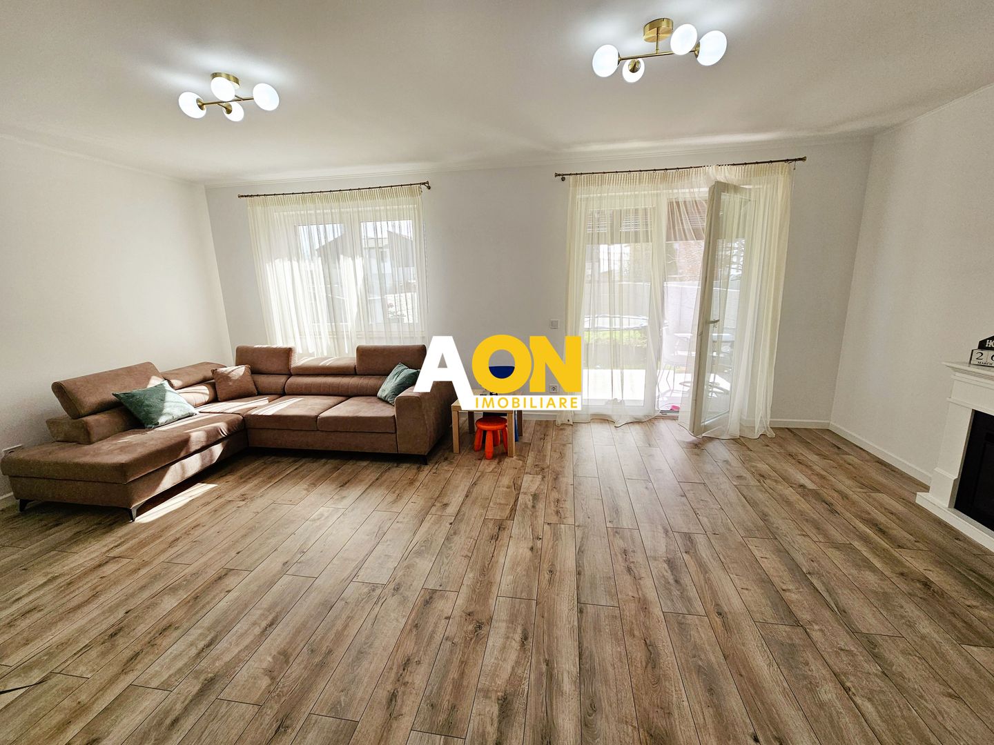 1/2 Duplex, 4 camere, 280 mp teren, Cetate - Poză 2