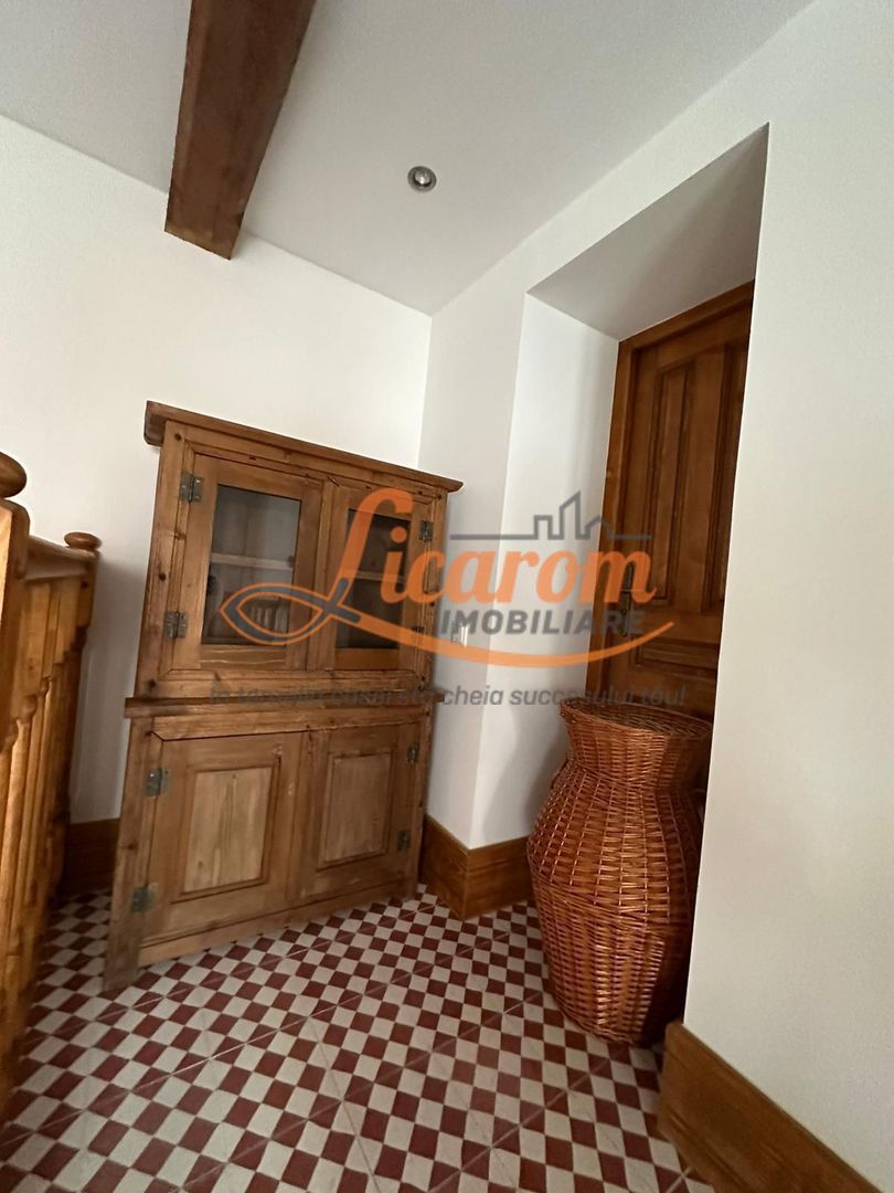 Casa saseasca CRISTIAN,amenajata LUX,pt turism,piscina,curte - Poză 12