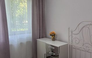 Apartament 4 camere de închiriat – Titan – Sector 3