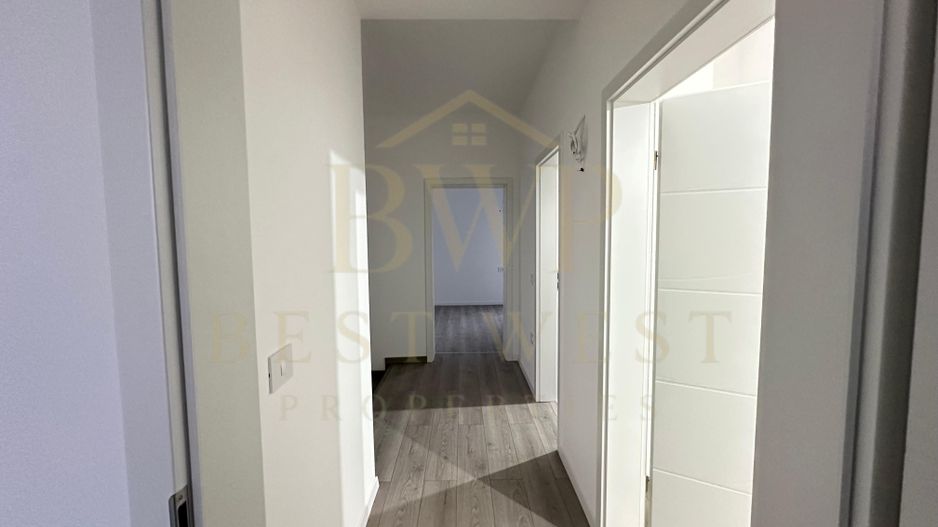 Duplex 1/2, 4 camere, 3 băi, la strada principală Mosnita Veche - Poză 14