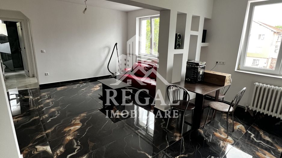 Apartament de inchiriat - zona Teatru - etaj 2/2 - Poză 2