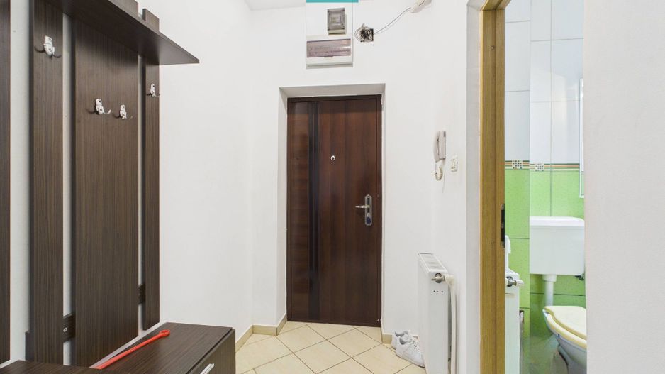 Apartament 43 mp, mobilat, AC, parter, decomandat - Poză 9