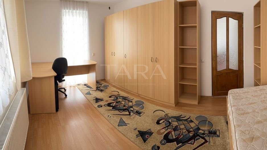 Apartament spațios, mobilat modern, cu parcare și garaj– zona Câmpului - Poză 8