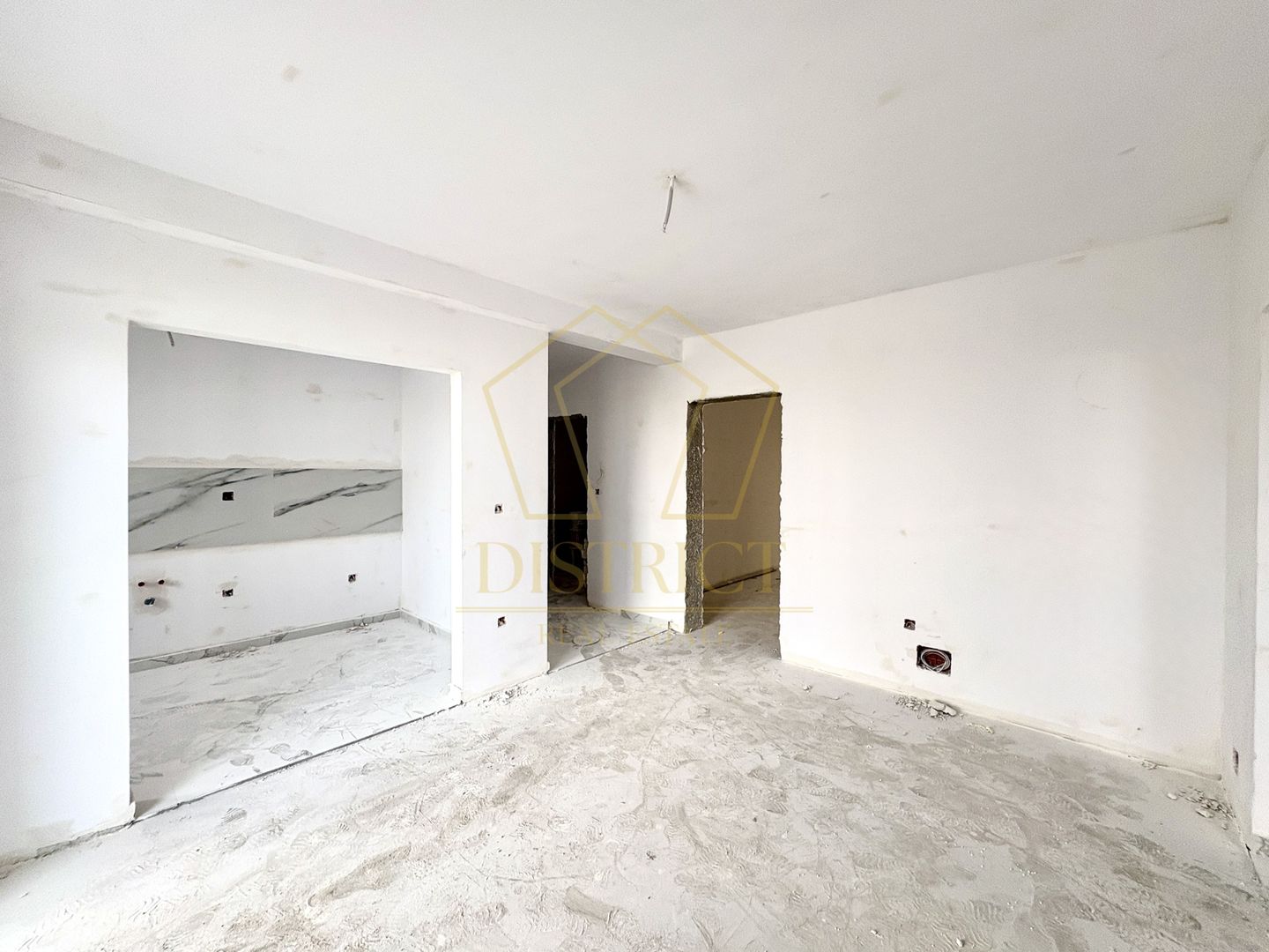 Apartament cu 3 camere si balcon | Giroc | Zone 2 - Poză 2