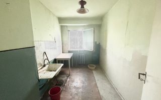 OCAZIE | Apartament 2 camere decomandat | NECESITA RENOVARE COMPLETA - Poză 6