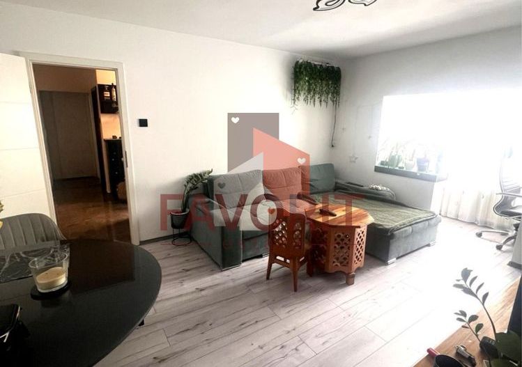 Apartament 3 camere | 2 bai | Zona Soarelui - Poză 2