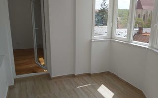 Apartament cu 3 camere | Zonă Ultracentrală - Piața Ștefan cel Mare - Poză 8