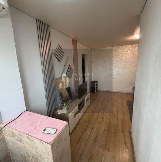 Apartament 2 camere decomandat/7 minute/metrou  Aparatorii Patriei - Poză 6