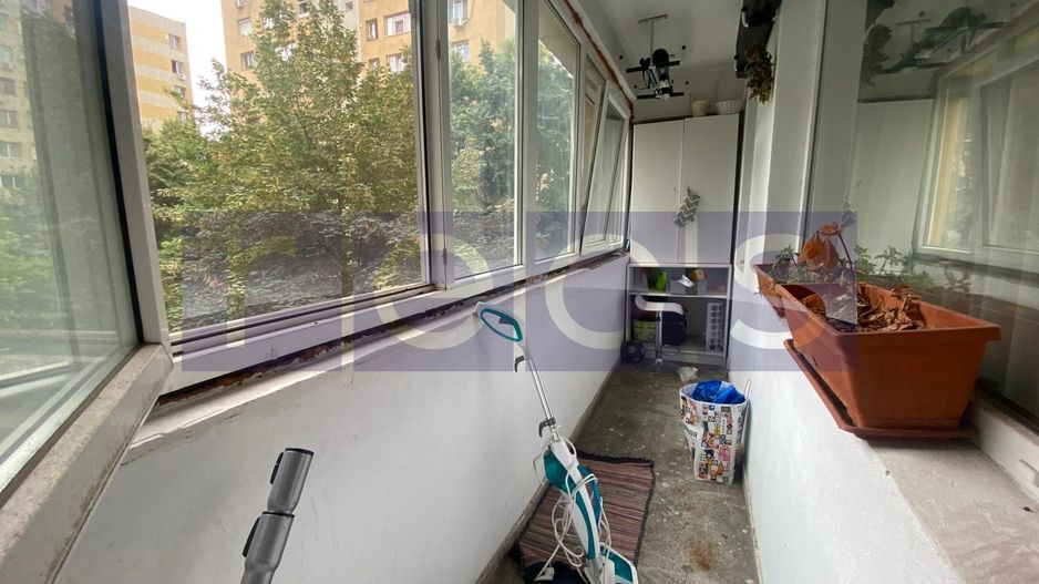 Apartament 3 camere renovat | Teiul Doamnei | Boxa 11mp+boiler - Poză 10