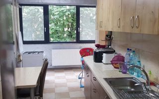 Apartament 2 camere Calea Dorobantilor etaj 1 cu centrala - Poză 4