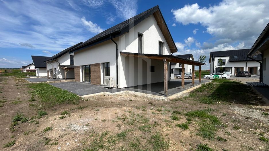 Casă INDEPENDENTĂ ENERGETIC individuală în CARTIER NOU - Poză 2