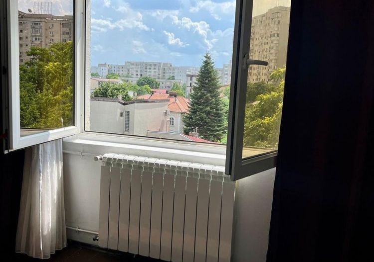 Apartament 2 camere Decebal, centrala proprie, parcare inclusa - Poză 9