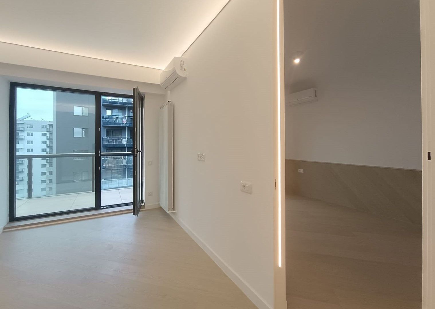 Vanzare apartament 3 camere Cortina NORTH - Poză 5
