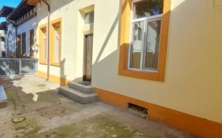 Bd Dimitrie Cantemir, 350 m metrou Tineretului, casa 2 camere + curte - Poză 2