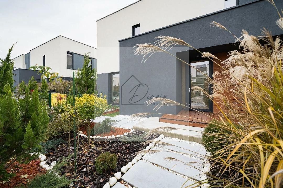 Vila pasiva (verde) de lux 4 camere Complex Amber Gardens Tunari - Poză 23