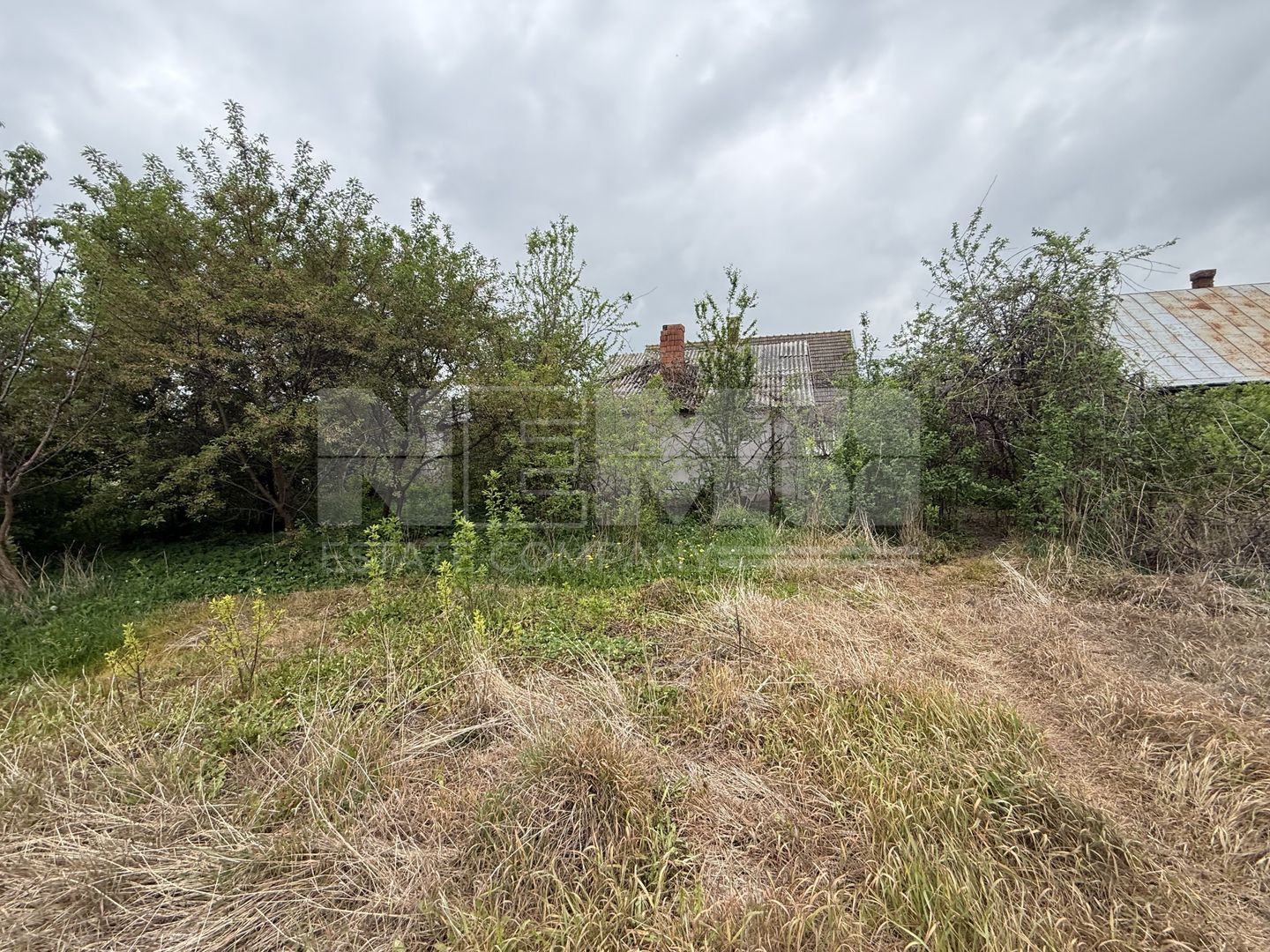 Casă de vânzare | Rădăuți  | Teren 1.135 mp | Zonă liniștită - Poză 8
