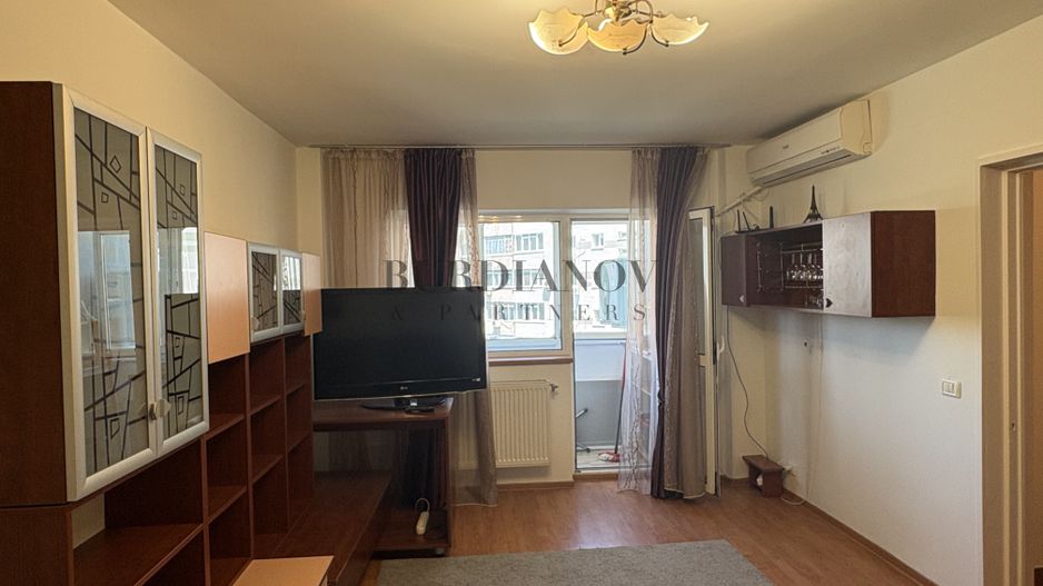 Apartament cu 2 camere - decomandat - Mega Mall - Pantelimon - Poză 1