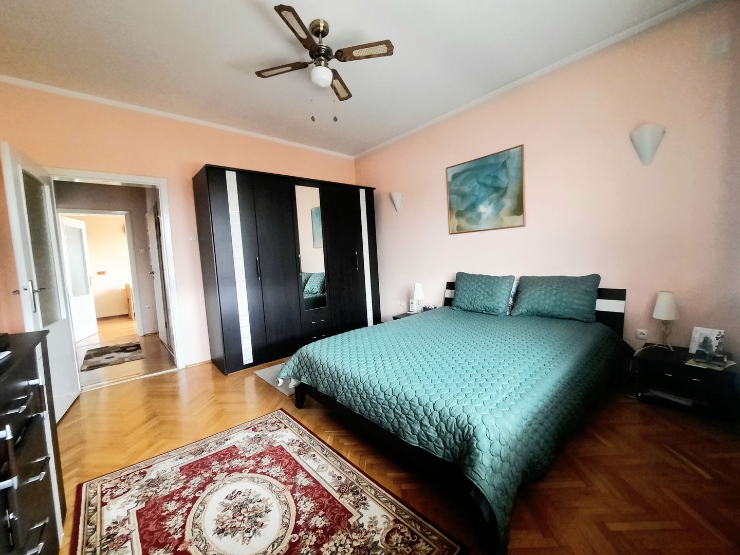 Apartament frumos si renovat cu garaj - zona Medicina - Poză 17