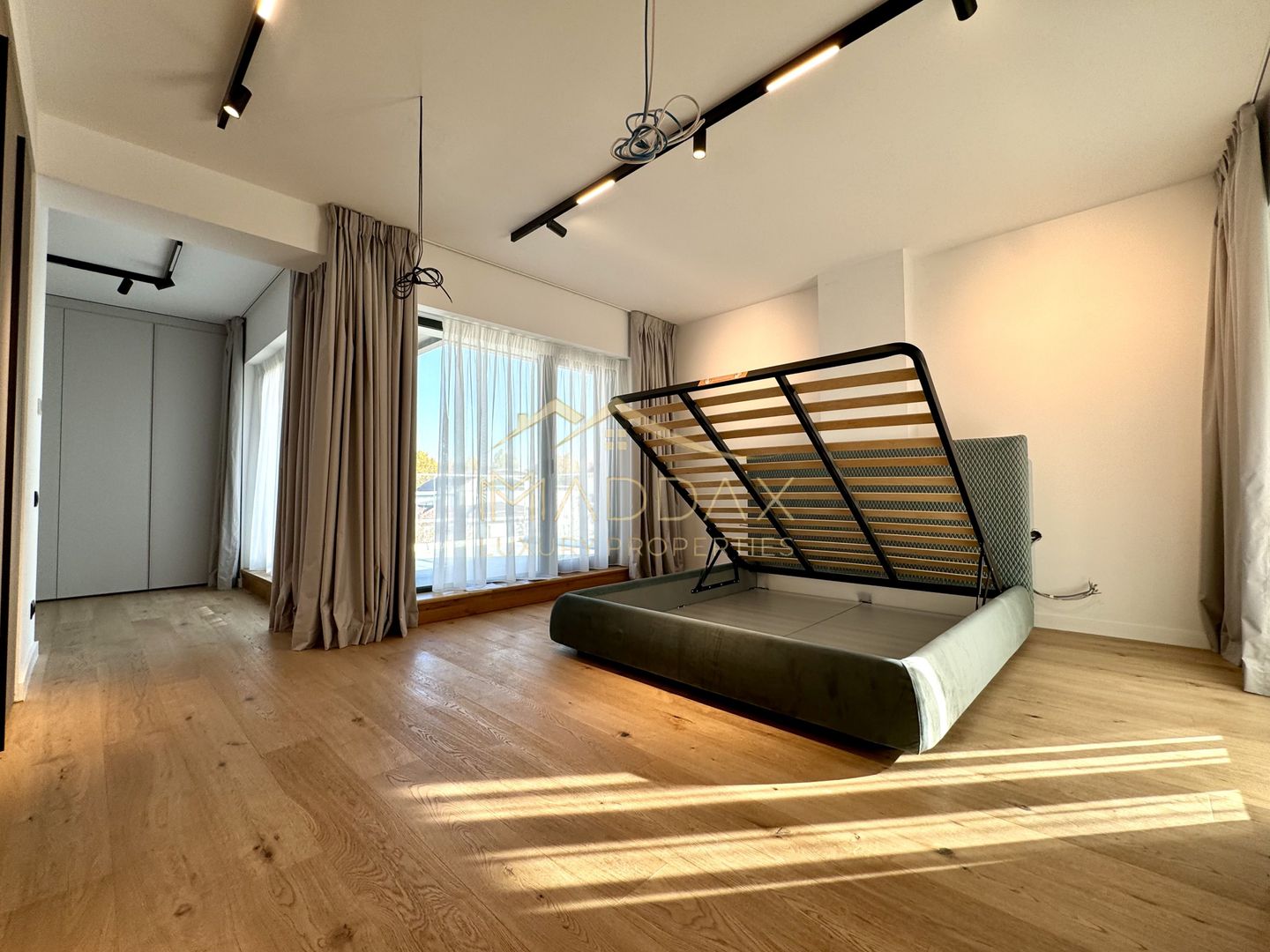 Vila cu 5 camere  *366mp* / Curte privată + piscina*315mp*/ Pipera - Lake View - Poză 51