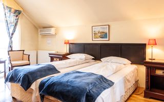 Vila 19 camere pretabila | azil batrani | gradinita | after school - Poză 10