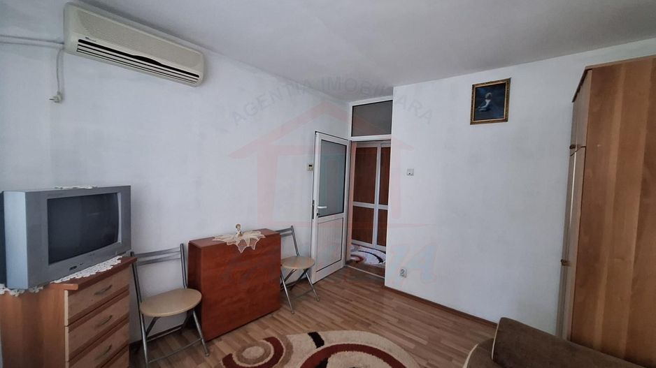 🏛️ De închiriat 2 camere, Micro 20, 350 euro/luna - Poză 4