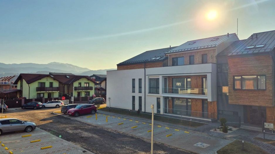 La PRIMA  închiriere, apartament spatios, într-o zonă de case,, loc parcare, - Poză 21