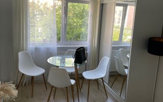 Apartament cu 1 cameră, complet renovat, ideal pentru investiție. - Poză 2