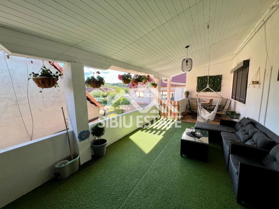 Casa moderna, spațioasa, curte generoasa pe un nivel în Sura Mare - Poză 14