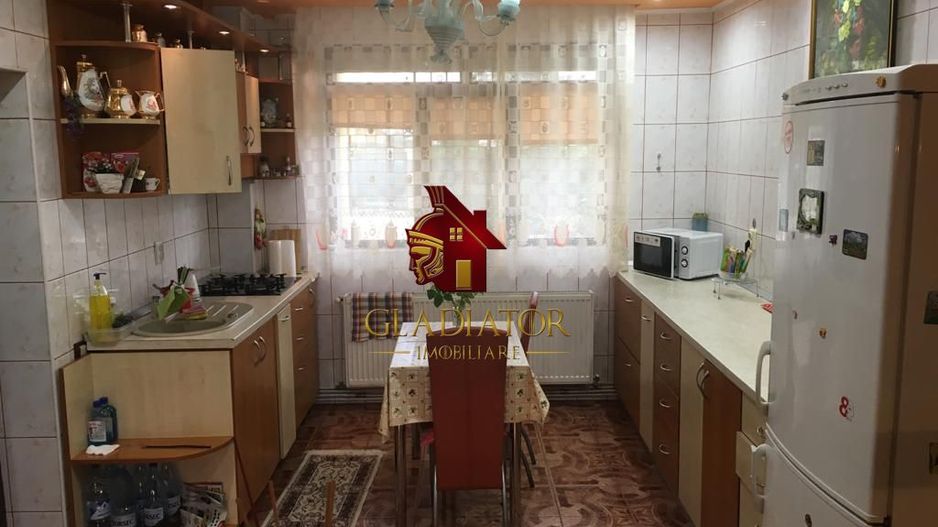 Vila impresionanta in Bucium - Visani - Str. Regina Maria - 2000 mp - Poză 6