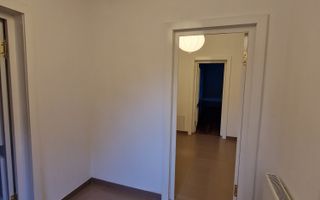 Imobil D+P+1E - 14 camere - Poză 22