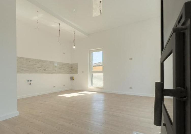 Casa Pipera -Tunari,4 camere +birou+ POD - Poză 11