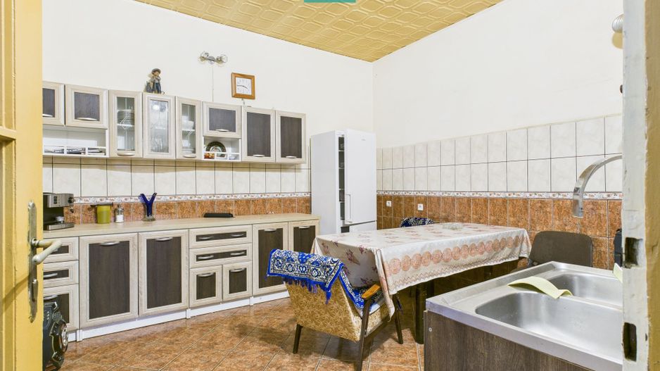 CONAC IMPRESIONANT ÎN GHIOROC - Poză 49