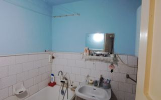 VANZARE GARSONIERA ULTRACENTRALA | ETAJ 4 | 28 MP + BALCON - Poză 4