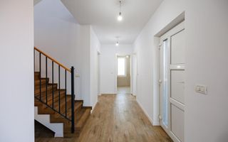 Duplex P+E în Moșnița Nouă, 3 dormitoare, 3 bai, teren 403 mp. Comision 0% - Poză 7