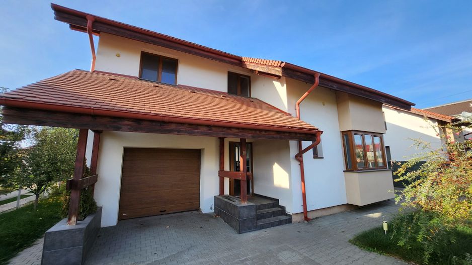 Vilă  inchiriere zona Aradului aproape de British School - Poză 1