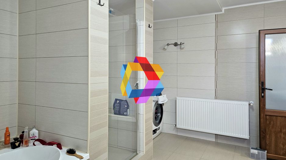 Casă plus Spațiu comercial  741 mp, Teren 906 mp Brasov - zona Blumana - Poză 20