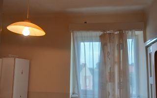 Ag EUROPA vinde ap 2 camere ULTRACENTRAL etajul 3. - Poză 3