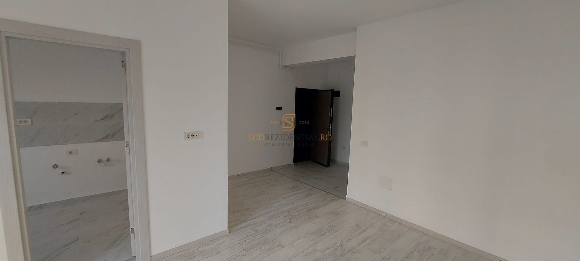 Apartament cu 3 camere de inchiriat, loc de parcare, zona Brancoveanu - Poză 3