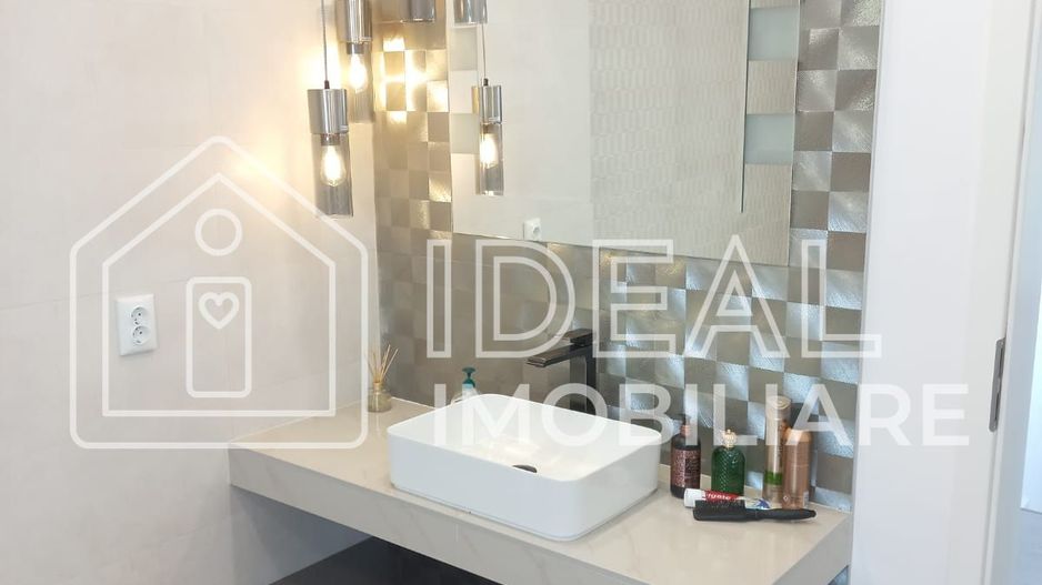 Casa Single cu 4 camere si 350 mp de curte, in Sura Mare - Poză 11