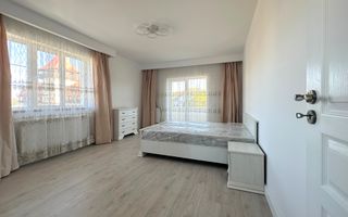 Vânzare casă 5 camere nouă elegantă și spațioasă în Hărman - Poză 23