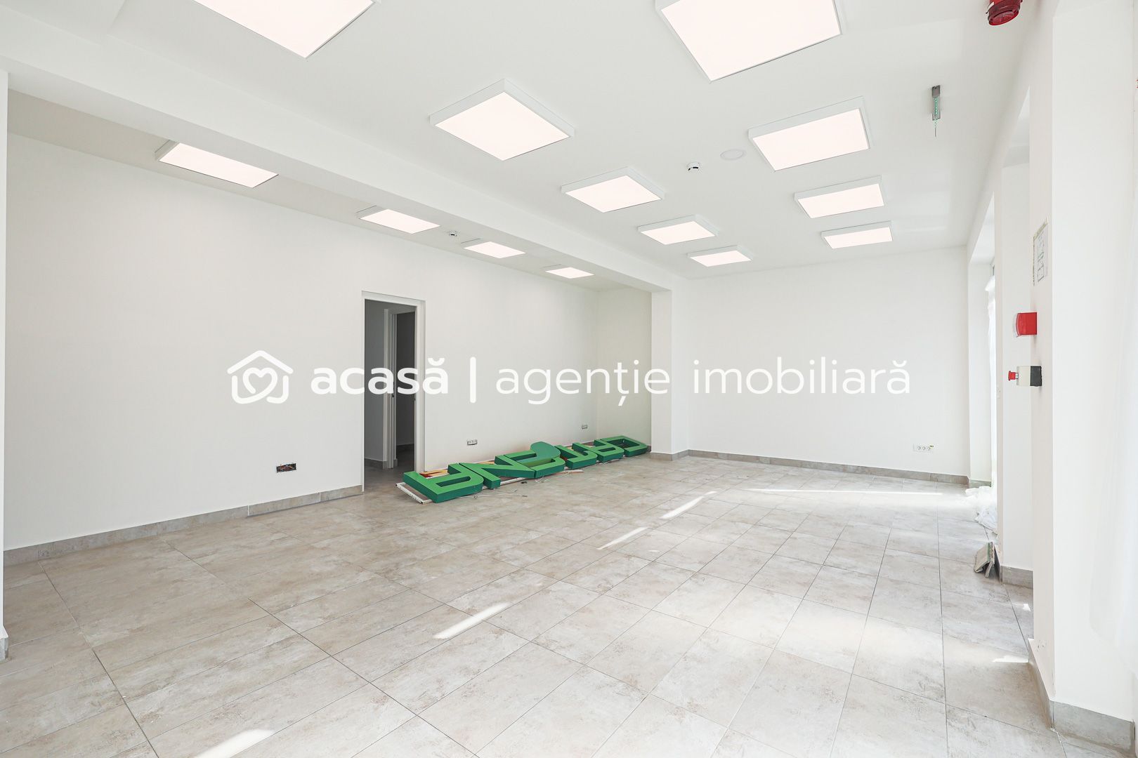 De închiriat spațiu comercial – Calea Victoriei, Arad - COMISION 0% - Poză 3