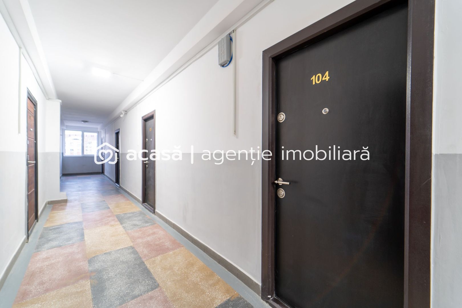 Garsonieră renovată, zona UTA - Poză 8