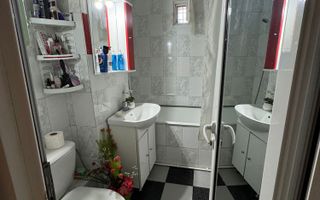 Apartament cu 2 camere zona micro39C - Poză 4