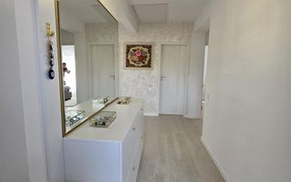 Casa parter- pod- beci- placa de beton- bucatarie inchisa - Poză 6