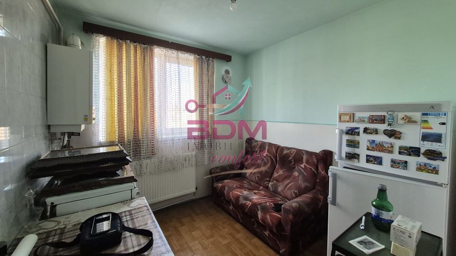 Apartament 3 camere | 38 mp | zona Micro 1 - Poză 1