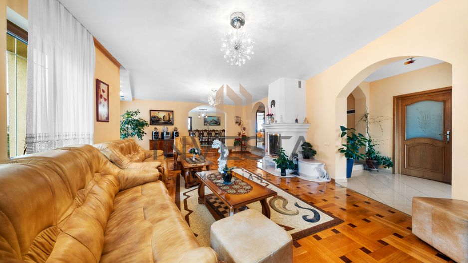 Casa individuala cu 7 camere, 260 mp, teren 900 mp, front 19m, Europa - Poză 6