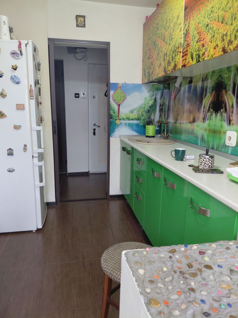 Apartament 2 cam – Tiglina 2, etaj 2/4 ,pozitie excelenta - Poză 9