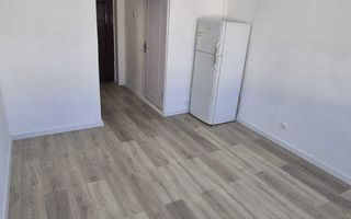 GARSONIERA  LIBERA  ETAJ 2 DIN 3  BAZA 3 - Poză 1