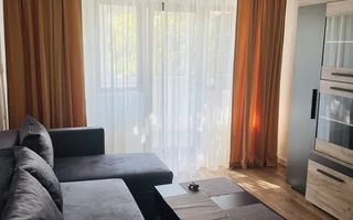 Apartament 3 camere Podul de Fier 700 Euro - Poză 1