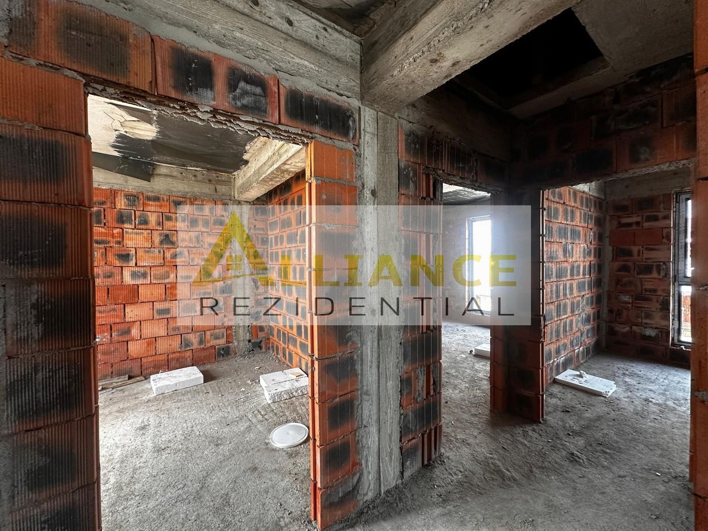 Vila individuala 5 camere ~ 3 bai ~  Teren 300 mp - Poză 11